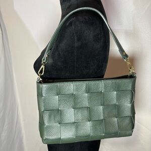 Anna Paola made in Italy Hunter Green Leather Basketweave Brit Shoulder Bag